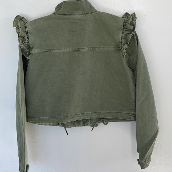 GAPxLoveShackFancy Collab- Cropped Utility Jacket - Picture 6 of 6